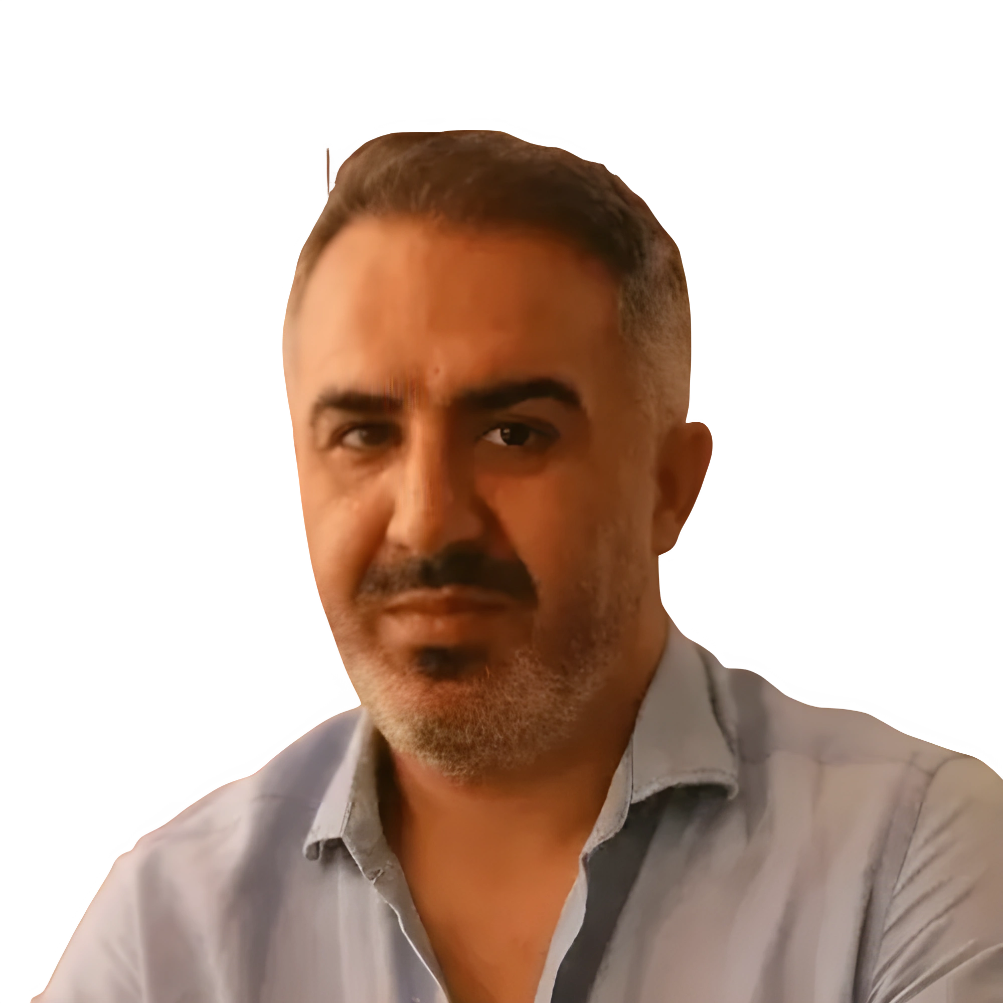 أون ويب 39 پرتره حرفهای مرتضی احسانی، مدیرعامل قطران موتور اویل (امارات)، از مشتریان نمایندگیشده توسط پرو وب.